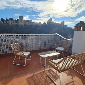 zenith-mediterranean-suites.es-andalucia.com/
